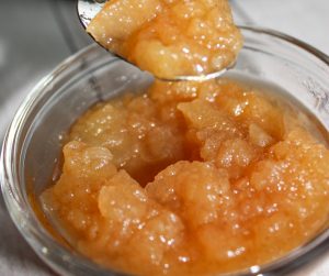 It is the season for preparing batches of apple sauce to use immediately to top off your favourite pork dish, eat on its own as a snack or a dessert, or preserve it for a later date.