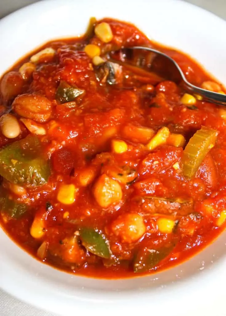 As fall weather creeps in I will turn to some quick skillet recipes like this easy Vegetarian Chili.