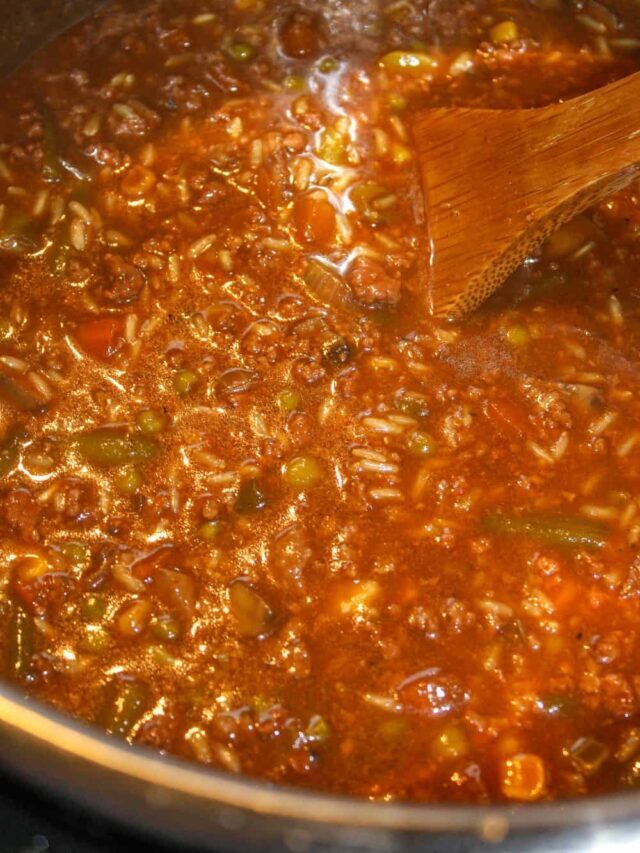 Instant Pot Ground Beef with Rice and Vegetables