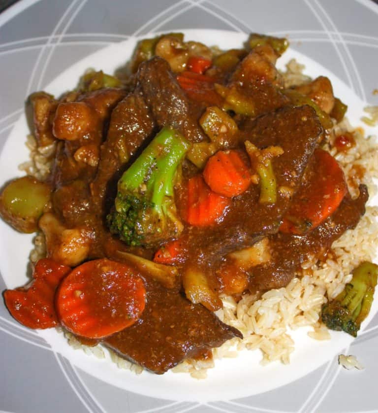 Hunting season is here and Wild Goose Skillet Dinner is a versatile recipe that is simple and flavourful. It is the perfect way to enjoy some fresh wild goose breasts!