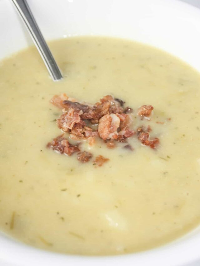 Instant Pot Leek and Potato Soup Recipe