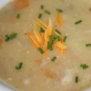 Instant Pot Loaded Potato Soup is a hearty, creamy soup recipe loaded with a variety vegetables. This pressure cooker soup will warm your belly on a cool day.