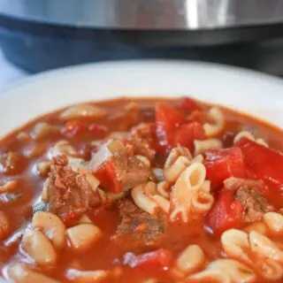 cropped-Instant-Pot-Tomato-Beef-Soup-with-Pasta-07-min.jpg