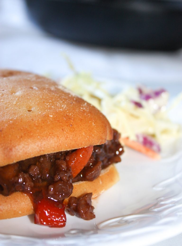 Sloppy Joes are a family favourite.  This time I mixed it up a bit by adding in some extras.  This skillet recipe is loaded with ground beef, vegetables and flavours.  Served on a toasted gluten free bun this well known dinner choice really hit the spot!