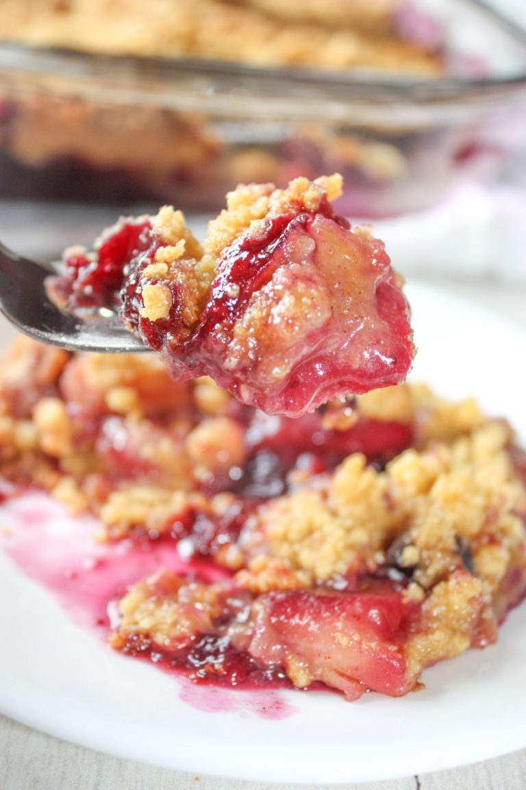 Every summer I eagerly await the arrival of fresh blueberries!  No one else in my family feels the same way about them as I do so I have to mix them with another fruit.  Gluten Free Blueberry Apple Crumble is a delcious blend of these two fruits.