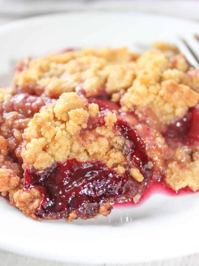 How to Make Gluten Free Blueberry Apple Crumble