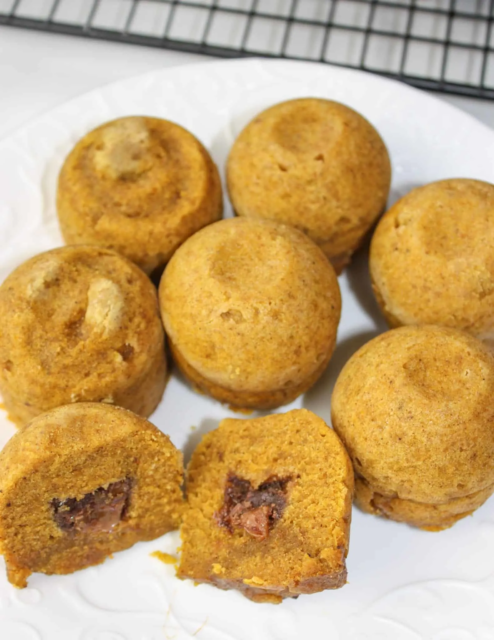 Instant Pot Pumpkin Bites are full of the flavours of fall.  This gluten free pressure cooker muffin variation, is loaded with pumpkin, spices and a surprise center if you choose that option.