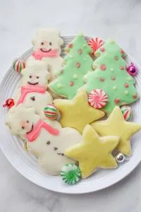 Here are the best Gluten Free Sugar Cookies I have ever made!  They will be my new go to recipe, whether I decorate them for each holiday or leave them plain for dunking!