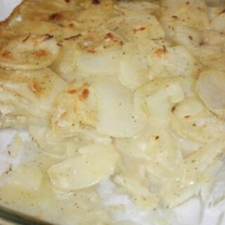 Scalloped Potatoes are a great comfort side dish.  I have been missing them since having to avoid gluten and dairy. This variation made with almond milk and Bob's Red Mill Gluten Free All Purpose Flour really hit the spot!