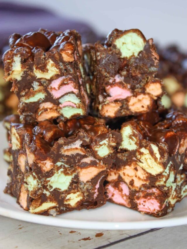 How to Make Chocolate Peanut Butter Marshmallow Squares