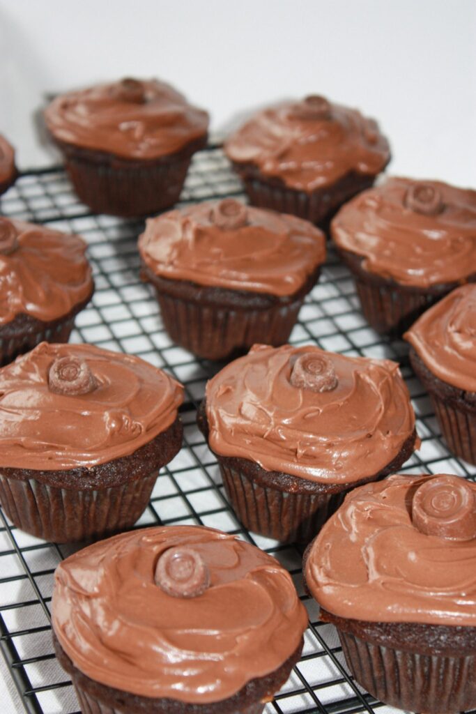 Chocolate Caramel Cupcakes Gluten Free Kiss Gluten Goodbye
