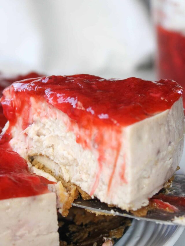 Instant Pot Strawberry Rhubarb Cheesecake Recipe