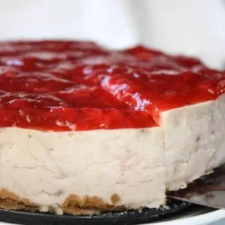 cropped-Completed-Strawberry-Rhubarb-Cheesecake-22-min.jpg