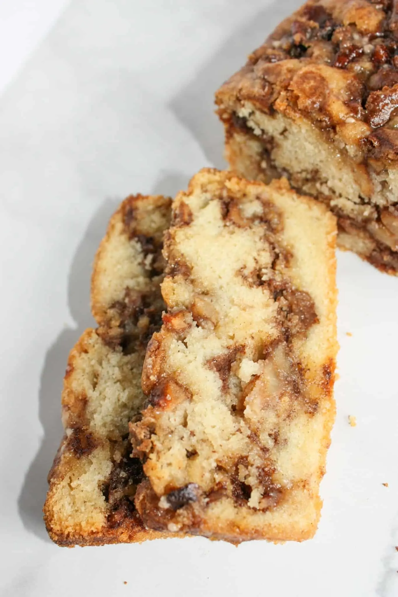 One thing I have missed since going gluten free is apple fritter donuts.  This recipe is not for donuts but this loaf really satisfied my apple fritter craving!