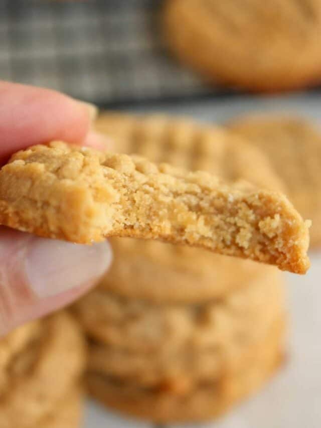 Almond Flour Peanut Butter Cookies
