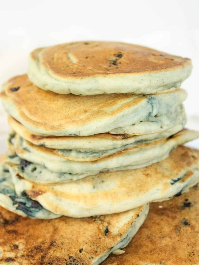 How to Make Gluten Free Blueberry Pancakes