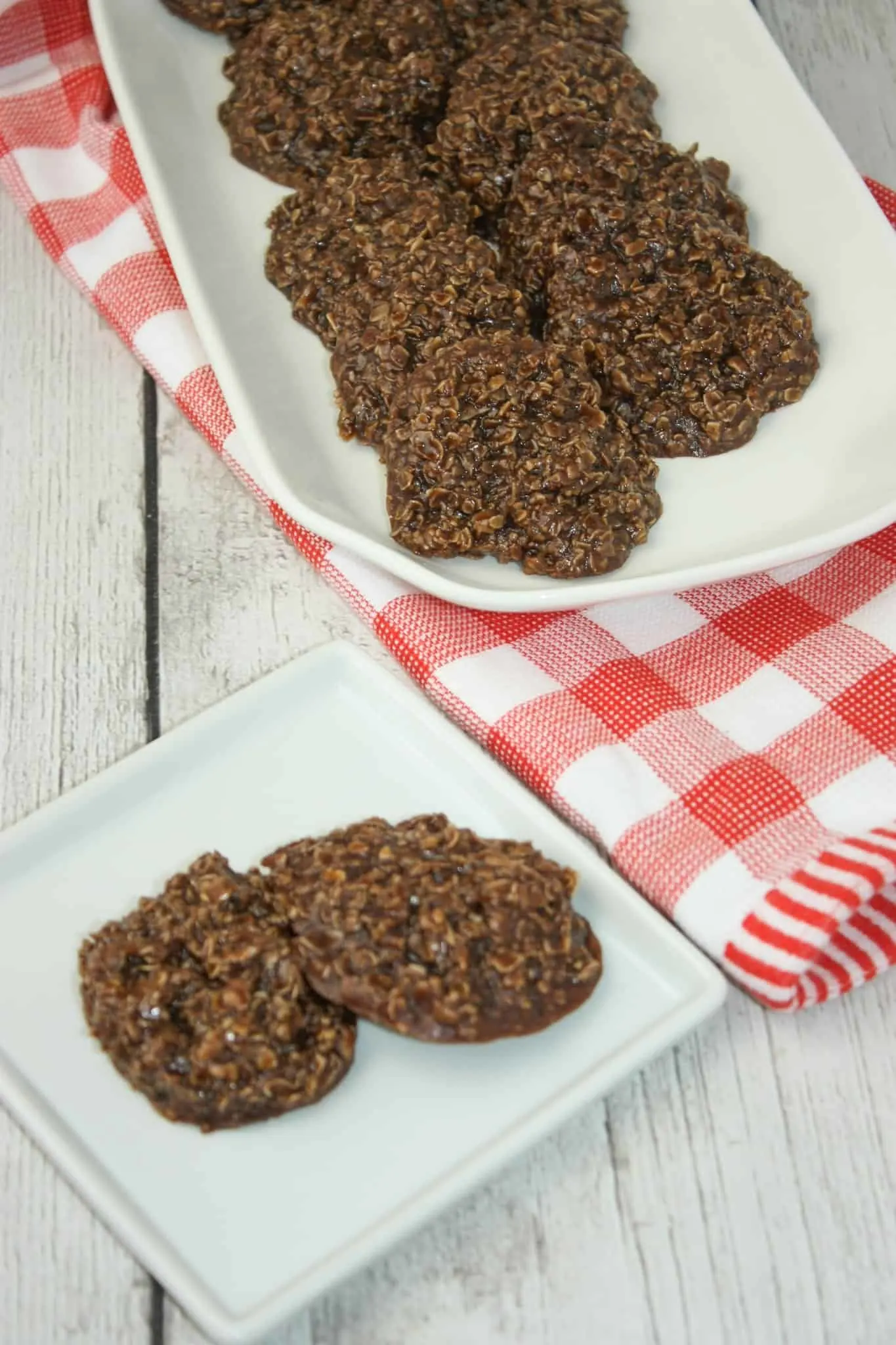 No Bake Chocolate Peanut Butter Cookies are a quick and easy dessert option.  This flavour combination is a favourite in our home.