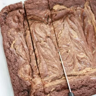 Completed-Peanut-Butter-Brownies-with-Almond-Flour-20-min.jpg