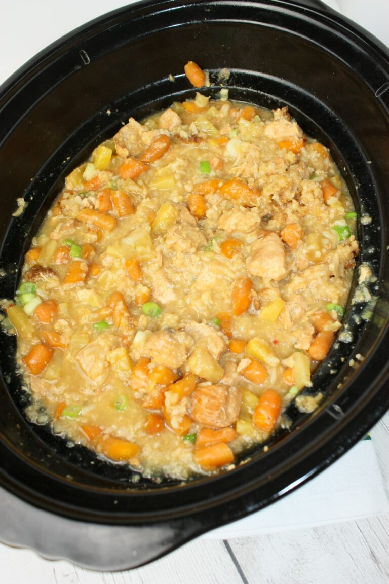 Crock Pot Teriyaki Chicken and Rice is an easy slow cooker recipe for any time of the year.  This one pot dinner is a complete meal for any day of the week.