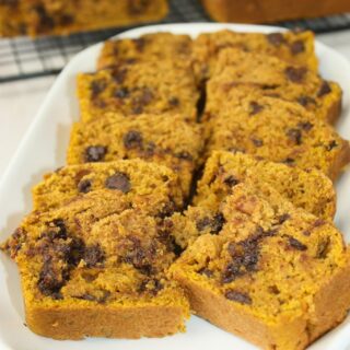 This Gluten Free Pumpkin Chocolate Chip Bread is  full of the flavours of fall.  