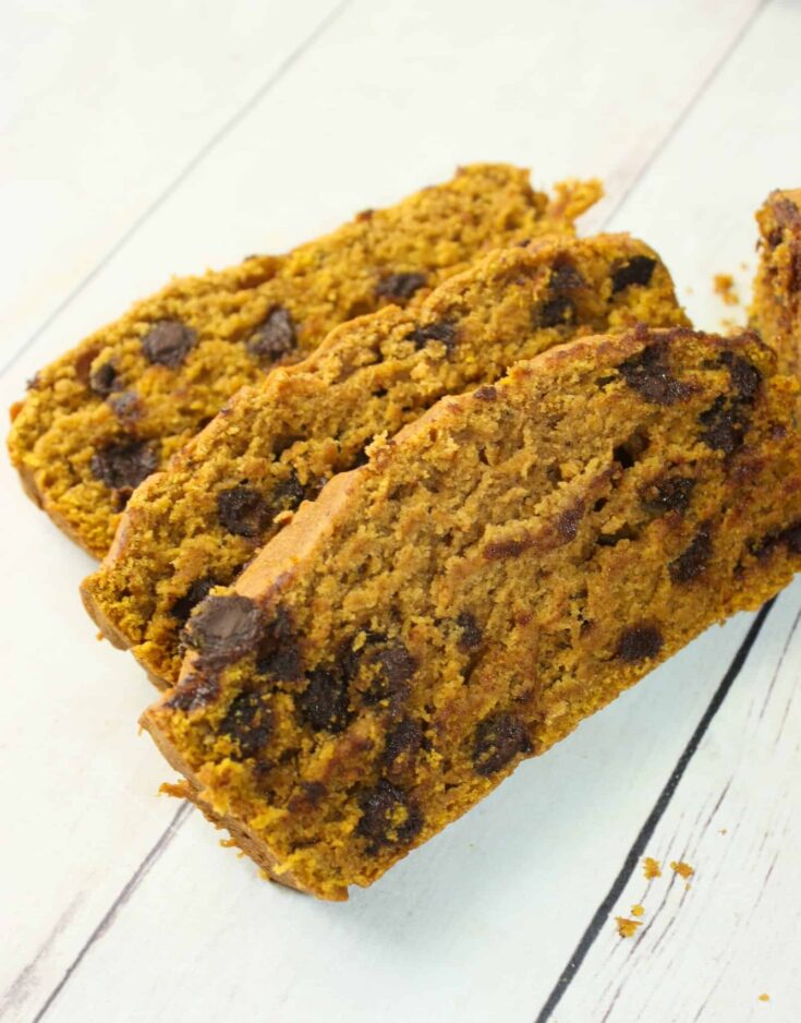 This Gluten Free Pumpkin Chocolate Chip Bread is  full of the flavours of fall.  