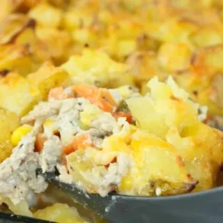 Ground Turkey and Potato Casserole is an easy dinner recipe that is loaded with potatoes, vegetables and turkey.  The gluten free sauce not only adds moisture but flavour as well.