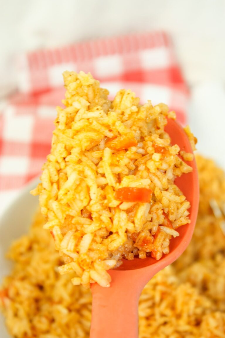Gluten Free Spanish Rice is a flavourful side dish.  This fluffy rice dish is the perfect complement to a variety of meals.