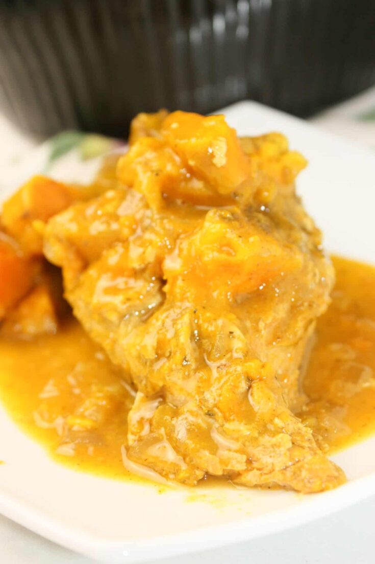 Crock Pot Chicken Curry is a comforting, aromatic dish where tender, slow-cooked chicken melds with a rich, spiced curry sauce.