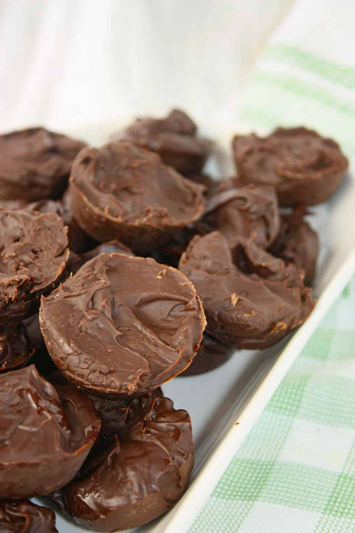 Microwave Dark Chocolate Fudge is a rich, velvety treat made with minimal effort and maximum indulgence.