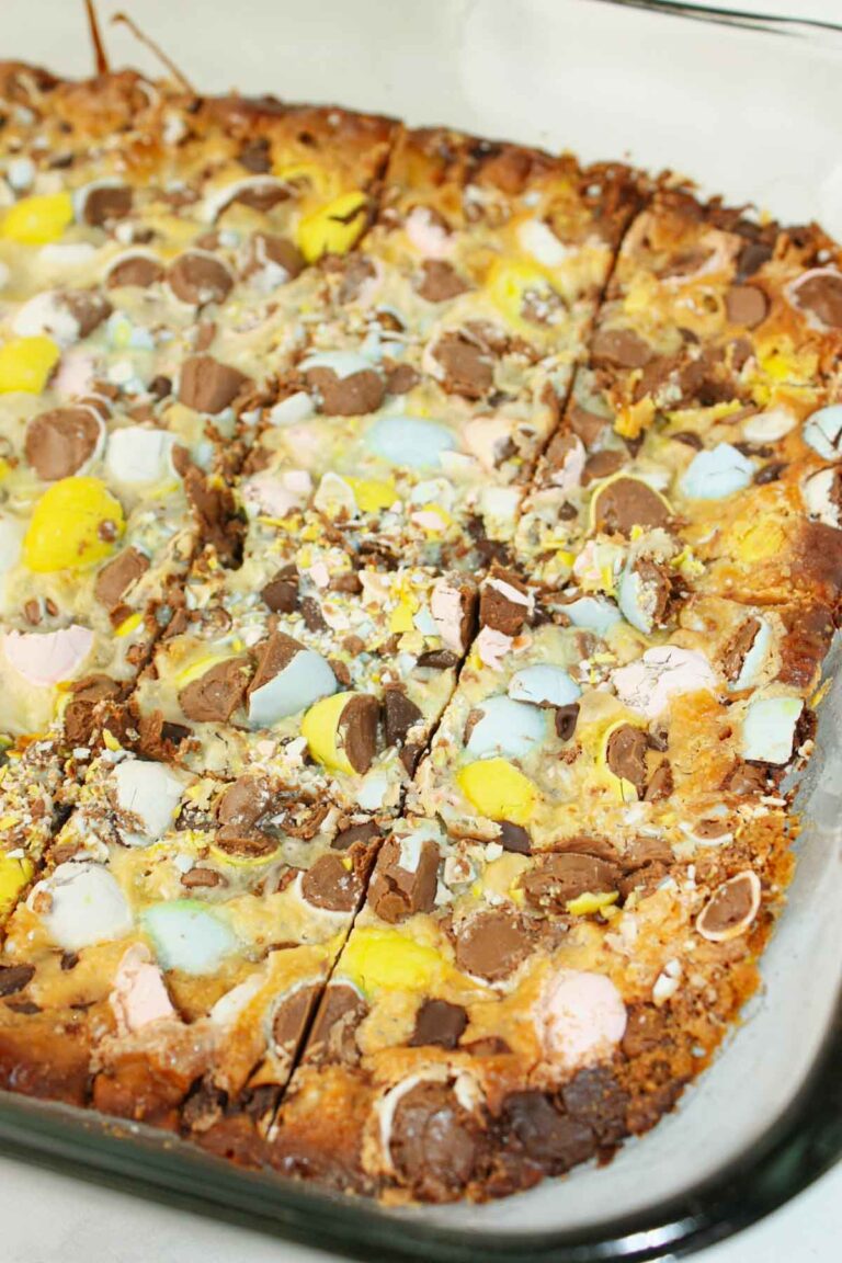 Easter Magic Cookie Bars are a colourful, festive twist on the classic layered dessert—rich, chewy, and loaded with seasonal flair.