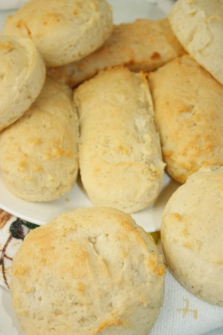 Caputo’s gluten-free hamburger and hotdog buns are homemade using their signature gluten-free flour blend for a truly artisan experience.