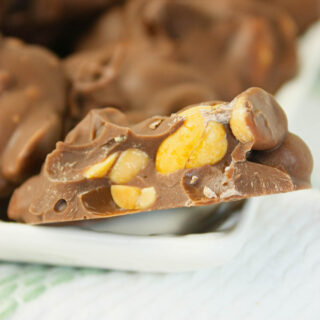 Peanut clusters are the ultimate sweet and salty treat, bringing together the irresistible crunch of roasted peanuts and the creamy smoothness of rich chocolate.