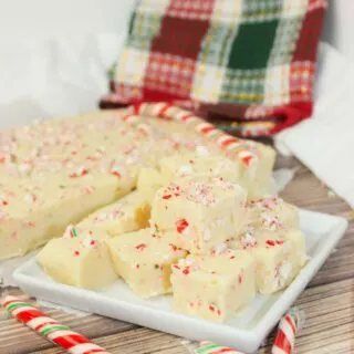 This microwave candy cane fudge is luxuriously creamy and made with smooth, melt-in-your-mouth white chocolate.
