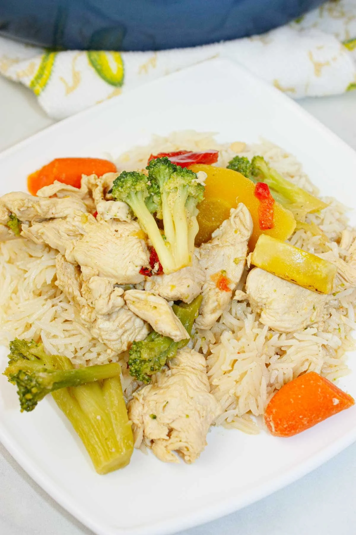 This orange chicken stir fry sparkles with fresh citrus flavour thanks to real orange juice.