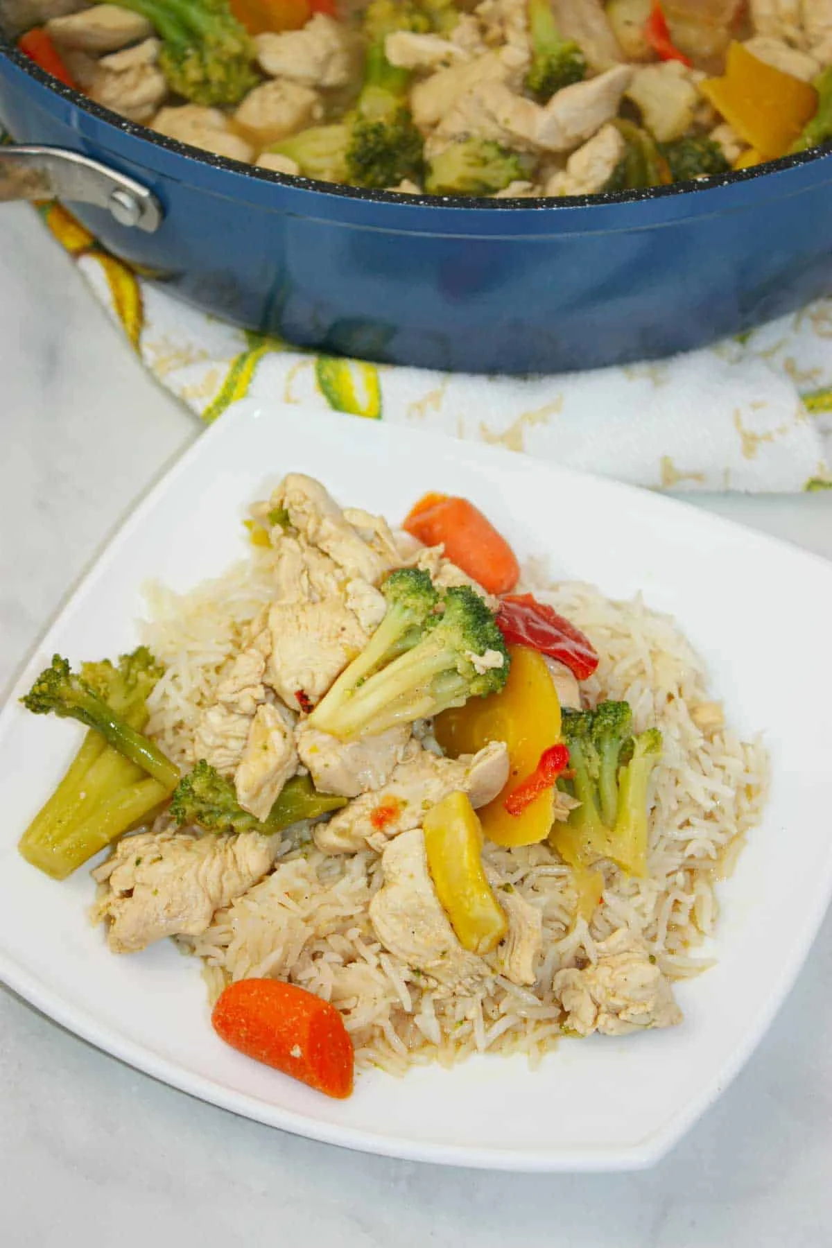 This orange chicken stir fry sparkles with fresh citrus flavour thanks to real orange juice.