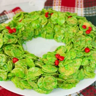 A Gluten Free Corn Flake Wreath is a festive no-bake treat that looks as cheerful as it tastes.