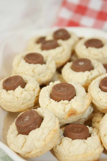 Rolo Sugar Cookie Cups are soft, sweet, and irresistibly indulgent. They are perfect for sharing, gifting, or savouring slowly.