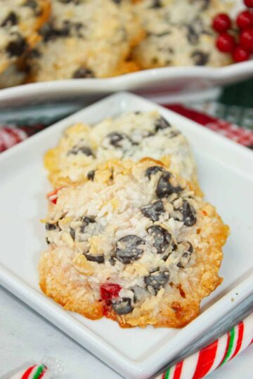 Almond Joy Cookies are rich, chewy, and packed with irresistible chocolate flavour.