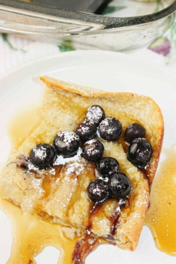 A Dutch Baby pancake is a light, oven-baked pancake with crisp edges and a soft, custardy center. Unlike traditional pancakes, it’s baked all at once instead of cooked on a griddle.
