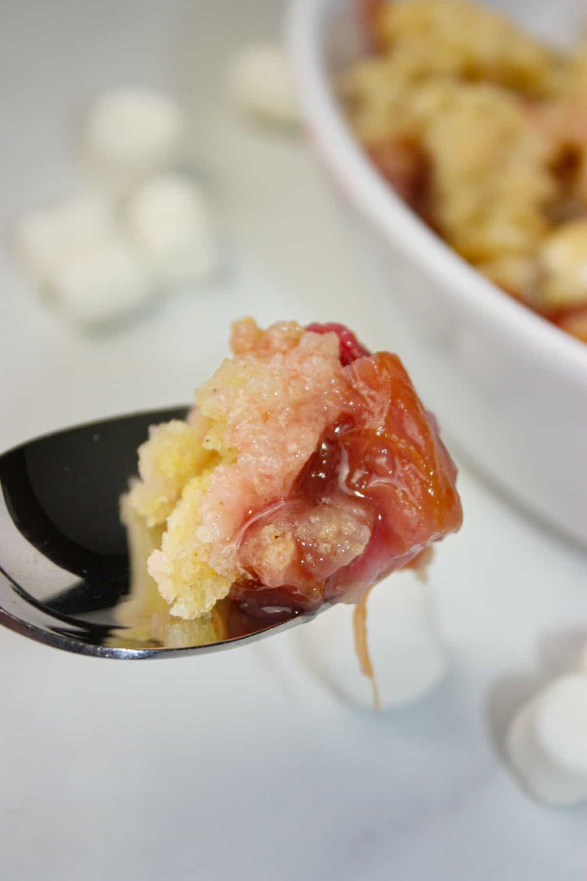 If you love the sweet-tart flavour of fresh rhubarb, this Rhubarb Marshmallow Cobbler is a dessert you won't want to miss.